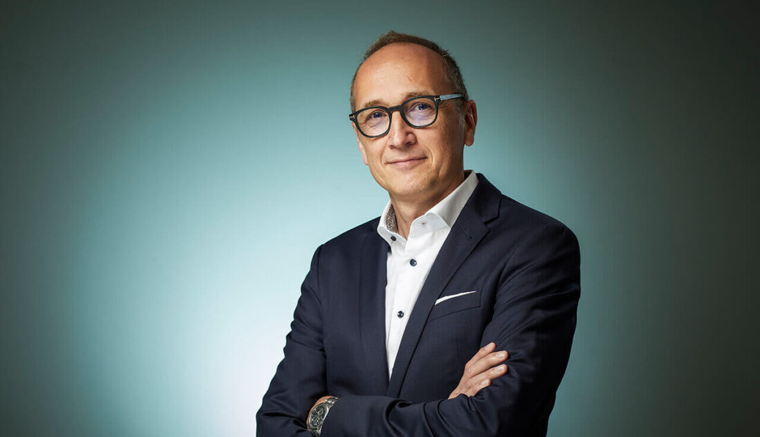 Leading towards a circular IT market